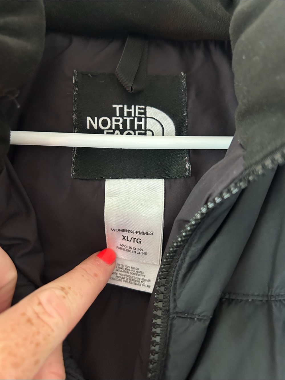 The North Face Black 550 Puffer Jacket - Picture 4 of 6